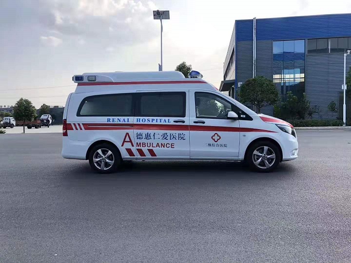 国六奔驰救护车|国六负压监护型救护车